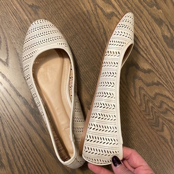 Legaeng Lazer Cut Leather flat - Picture 6 of 15